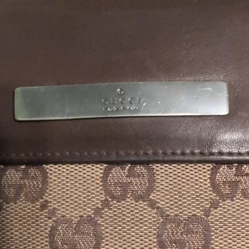Gucci Signature Brown and Cream Clutch Vintage Italy Wallet - Picture 2 of 16